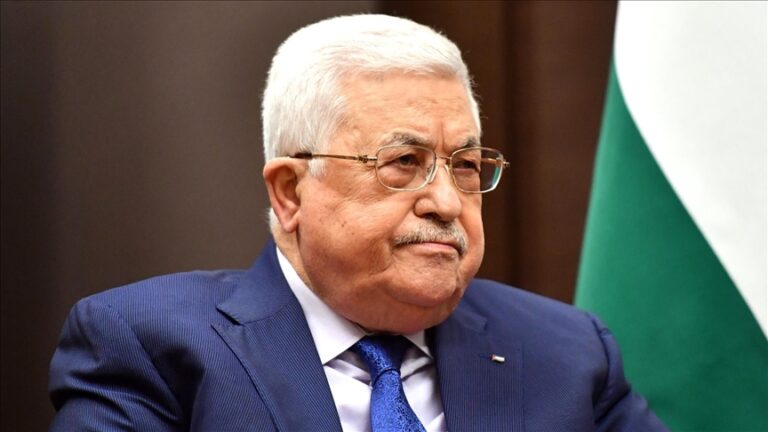 الرئيس الفلسطيني:”لا أصدق أن هذه الحرب المرعبة تحدث على مسمع من العالم..وندعو لوقف حرب الإبادة”