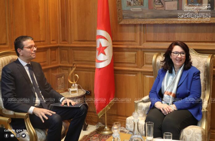  وزيرة الشؤون الثقافية الدكتورة حياة قطاط القرماز تلتقي رئيس كنفدرالية المؤسسات المواطنة التونسية السيد أصلان بالرجب‎