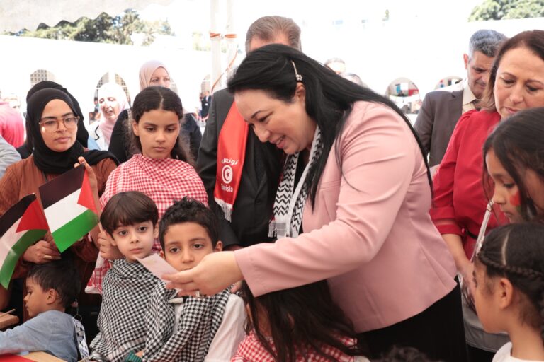 وزيرة الأسرة تشرف على انطلاق حملة مناصرة لحقوق الطفل الفلسطيني تحت شعار “مبدعون من أجل فلسطين”