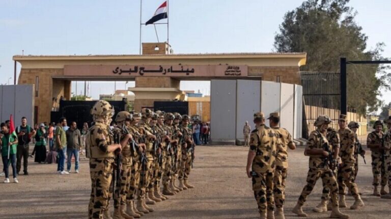 جنود مصريون أطلقوا النار على جنود إسرائيليين داخل معبر رفح