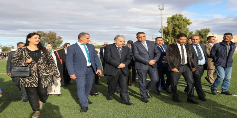 بعد زيارته سيدي بوزيد..وزير الشباب يحيل ملفات بشبهة فساد !