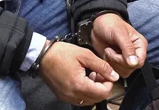 الزهروني: إيقاف منحرف خطير اعتدى بسكين على شاب في محاولة سلب