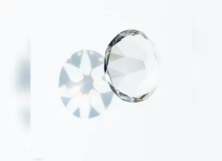 في 8 ساعات فقط: الإطاحة بعصابة حاولت سرقة ماسة وردية نادرة بدبي