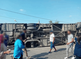 انقلاب حافلة عاملات بنابل يودي بحياة مرافق السائق ويصيب عدة عاملات