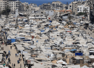 القصف الإسرائيلي لبرج “الكوثر” يعمّق الأزمة الإنسانية في القطاع