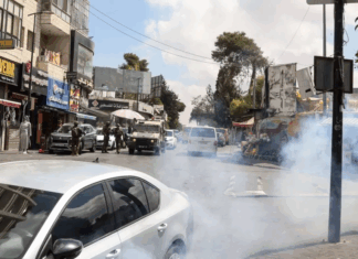 نحو 15 إسرائيليًا يُصابون في حادث إطلاق نار بالقدس المحتلة