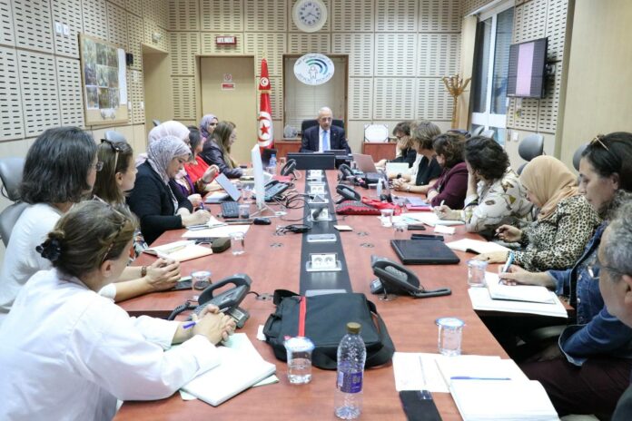 ministère de la santé تونس تُطلق خطة وطنية للوقاية من النزلة الموسمية والأمراض التنفسية