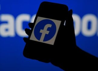 خوارزمية فايسبوك متهمة بتوزيع عروض العمل بشكل مختلف حسب الجنس