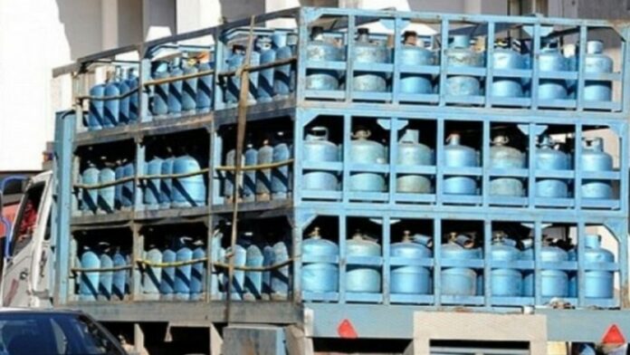 موزّعو قوارير الغاز المنزلي بالجملة يعلّقون نشاطهم لمدة يومين في جانفي 2026