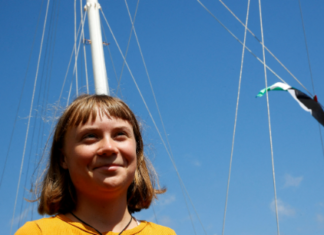 إيقاف الناشطة السويدية غريتا تونبرغ في لندن خلال تظاهرة دعم فلسطين إيقاف الناشطة السويدية غريتا تونبرغ في لندن خلال تظاهرة دعم فلسطين