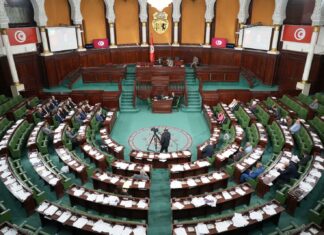 مشروع قانون جديد في تونس: التقاعد المبكر الاختياري للمرأة في القطاع الخاص بداية من سن 50