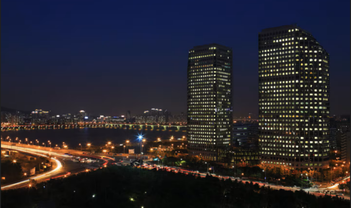 على الرغم من الضغوط الربحية: إل جي تعلن عن إيرادات قياسية في سنة 2025