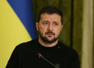 زيلينسكي يترقّب ضمانات أمنية من ترامب ومباحثات دولية مكثفة لإنهاء حرب أوكرانيا