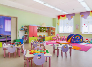 وزارة الأسرة تمنع نهائياً نشر صور الأطفال على مواقع التواصل وتحذّر من عقوبات قانونية