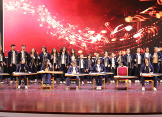 طائرات السلام تحلق في سماء تونس في افتتاح المهرجان الدولي للطائرات الورقية