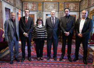 العميد إبراهيم بودربالة يستقبل وفد المجلس المحلي برادس ويؤكد دعم مشاريع التنمية المحلية