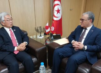 وزير الإقتصاد وسفير اليابان يؤكدان على توفر الفرص والإمكانيات لمزيد تعزيز التعاون الإقتصادي