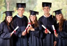 إقبال متزايد على الدراسة بالخارج: أكثر من 10% من الطلبة التونسيين يختارون الجامعات الدولية