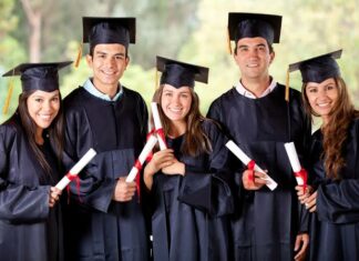 إقبال متزايد على الدراسة بالخارج: أكثر من 10% من الطلبة التونسيين يختارون الجامعات الدولية